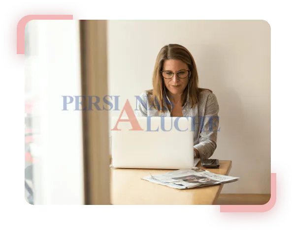 Atención al cliente en la tienda de Persianas Aluche