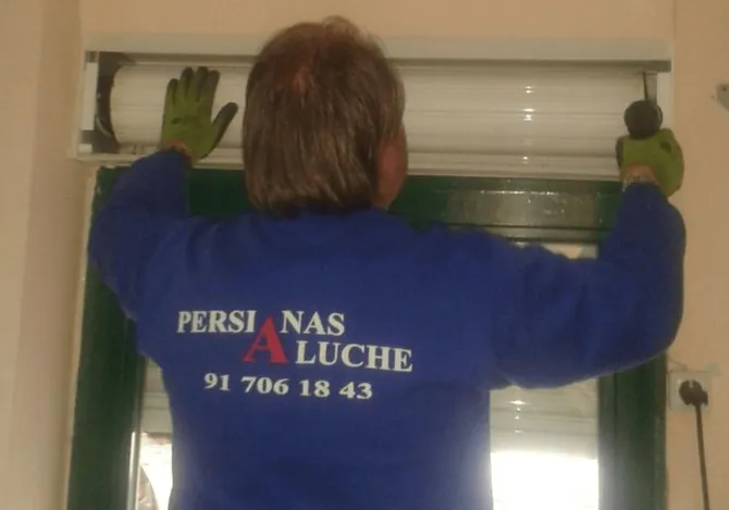 Saber más sobre la instalación de persianas en Persianas Aluche
